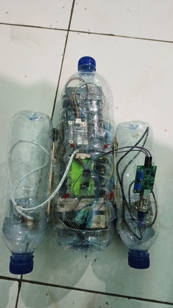 Mini Boat Water Quality Monitoring